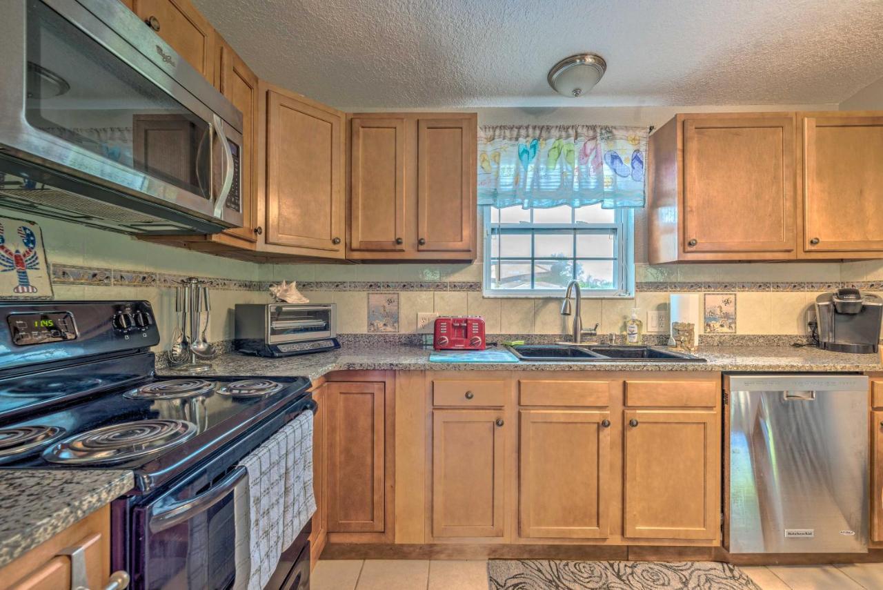 Cozy Canalfront Home Less Than 2 Miles To Hudson Beach! Eksteriør billede